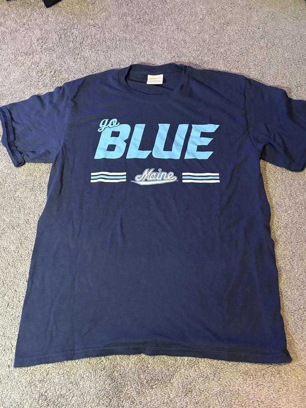 University of Maine UMaine Black Bears Go Blue Optimist Medium T-shirt Tee Mens